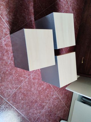 3 Estanterías Beige y Gris