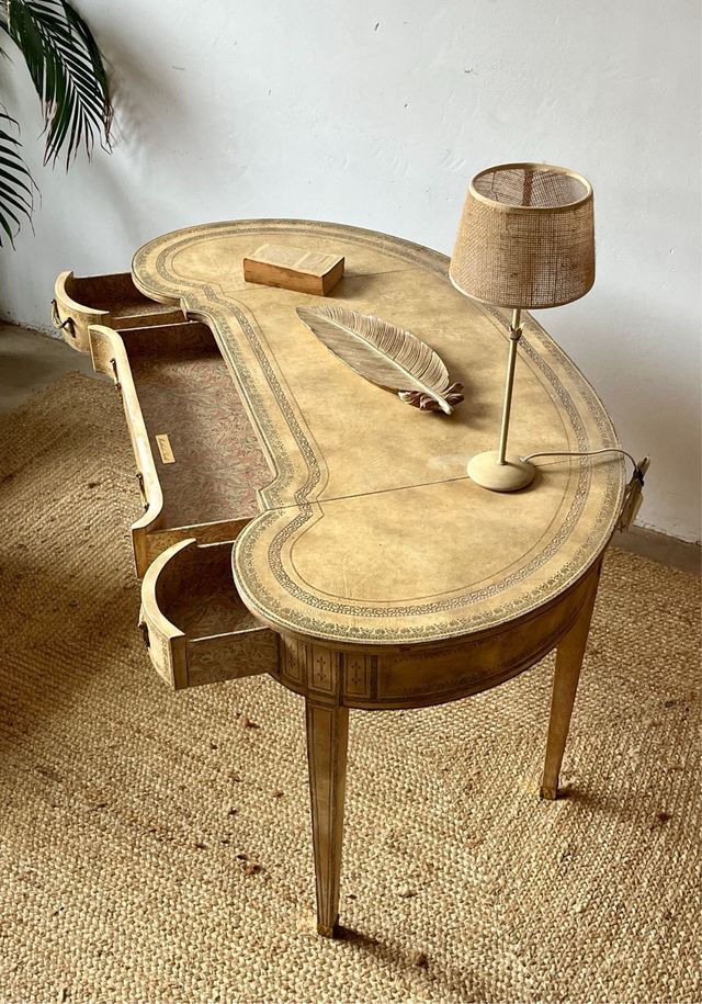 Escritorio de autor Maitland-Smith (ca. 1980–1990)