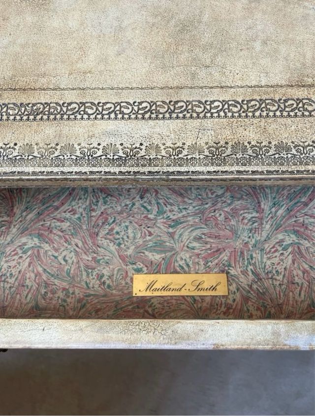 Escritorio de autor Maitland-Smith (ca. 1980–1990)