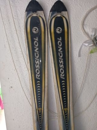 Esquís de nieve Rossignol