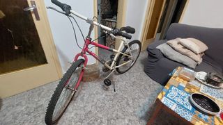 Bicicleta BH Gentiane Roja y Blanca