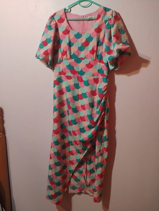 Vestido Minueto. Bonito estampado.  Talla M. 