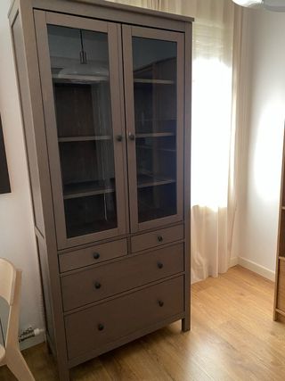 Vitrina Hemnes Ikea Madera y Cristal