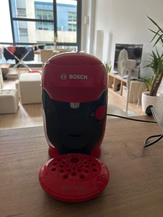 Cafetera Bosch Tassimo Roja