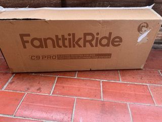 Patinete eléctrico infantil