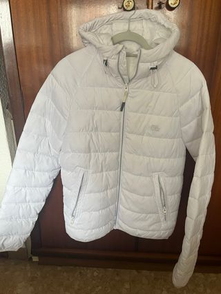 Anorak Bershka Blanco con Capucha