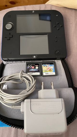 Nintendo 2DS Negra y Azul