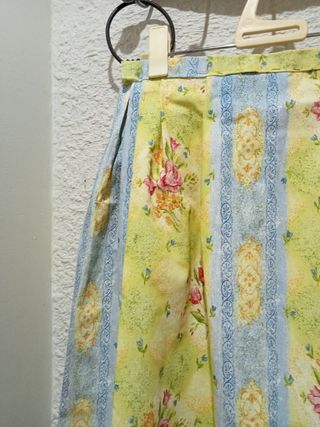 Falda de baturra de mujer nueva