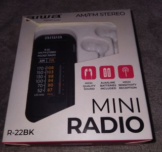 Radio Portátil Aiwa R-22 AM/FM Negra
