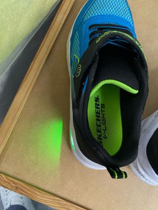 Zapatillas Skechers S-Lights Niños Talla 33