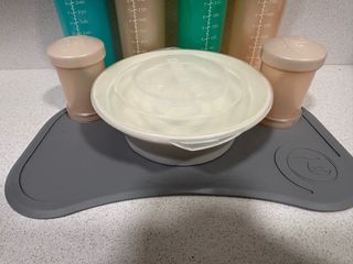 Lote Biberones, Plato y Mantel Twistshake