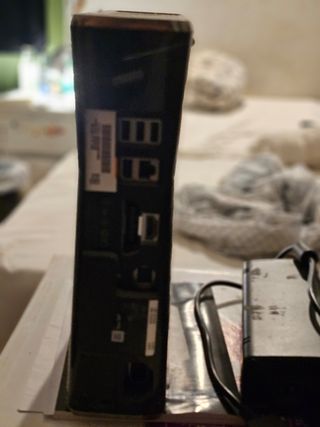 Xbox 360 Negra + Mando y Fuente