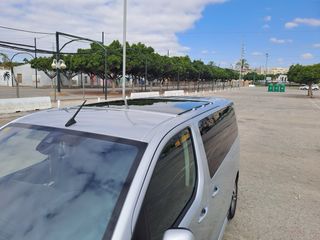 Peugeot Traveller 2018