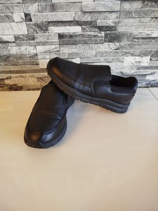 Zapatillas Skechers Negras