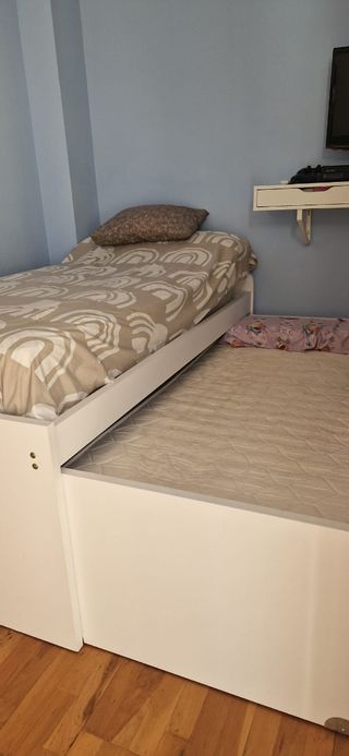 Cama juvenil con cajones