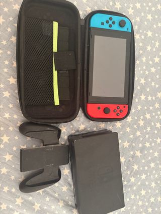 Nintendo Switch Azul/Rojo con Accesorios