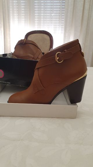 Botines de piel Cuplé marrones
