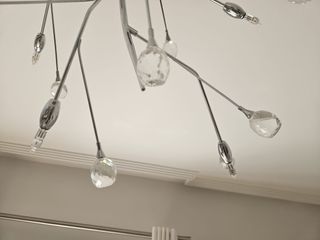 2 Lámparas de techo moderna plateada y cristal.