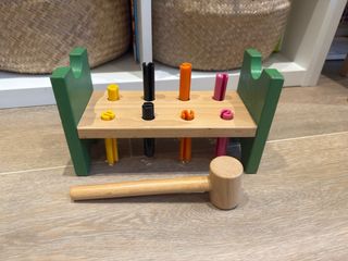 Juguete de madera Ikea para golpear