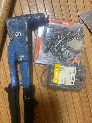 Lote de herramientas de albañilería y bricolaje