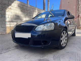Frontal Volkswagen Golf 5