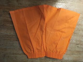 Pantaloncini arancioni bimba taglia 4