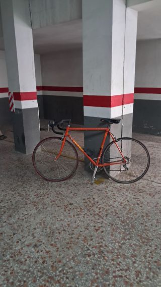 Bicicleta de carretera Peugeot Naranja