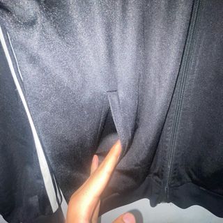 Felpa Gazelle nera con strisce