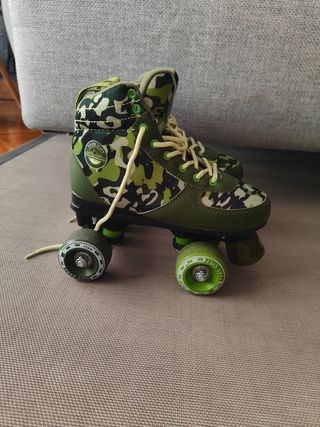 Patines Talla 33-34 Camuflaje
Junto a rodilleras 