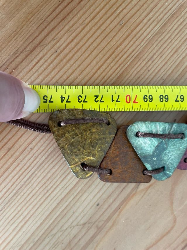 Cinturón artesanal de coco multicolor