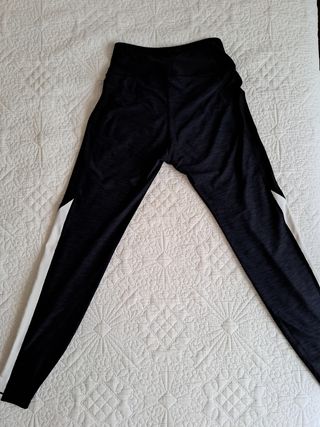 Leggings H&M grises y blancos