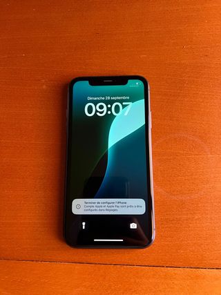 iPhone 11 Apple