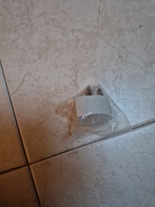 Adattatore presa telefonica bianco