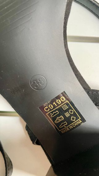 Sandalias negras ante tacón cuadrado CORINA