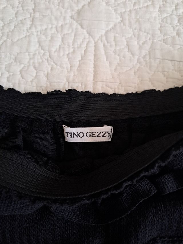 Falda Tino Gezza Negra Volantes