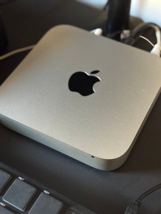 Mac mini (Late 2012) Plata