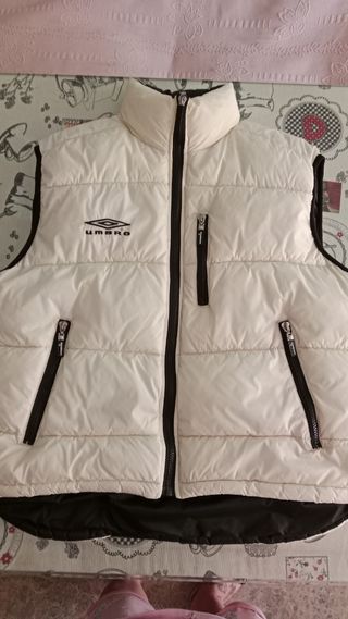 Chaleco Umbro acolchado blanco talla S