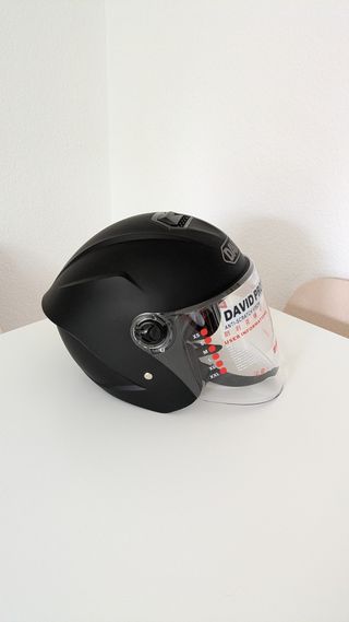Casco de moto DAVID negro nuevo con visera