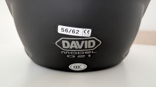 Casco de moto DAVID negro nuevo con visera