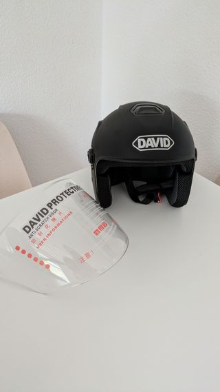 Casco de moto DAVID negro nuevo con visera