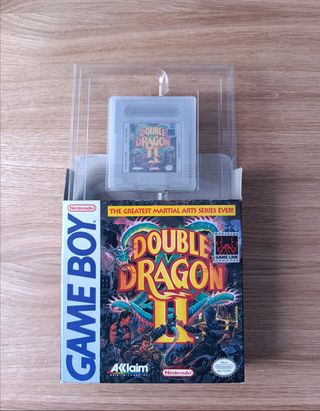 Nintendo Game Boy con Kirby's Dream Land