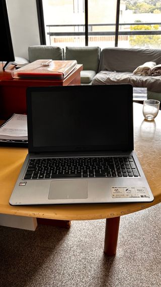Portátil ASUS 1TB Plata