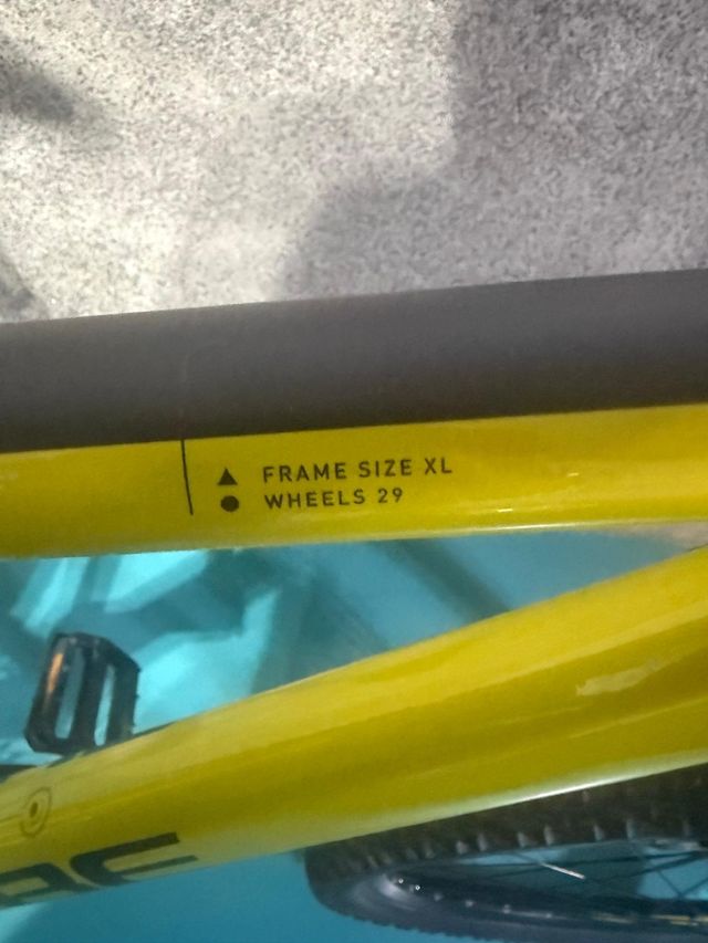 Bicicleta Cube Analog MTB 29 Talla L