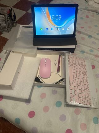 Tablet con Teclado, Ratón y Lápiz Rosa