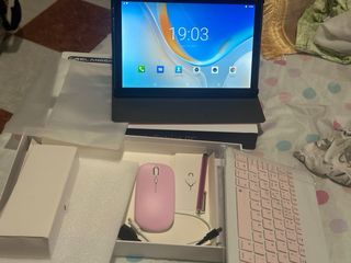 Tablet con Teclado, Ratón y Lápiz Rosa