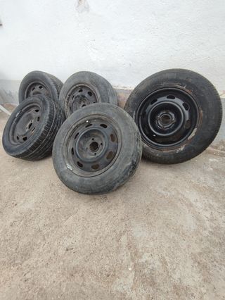 Ruedas Peugeot 406 y tapacubos