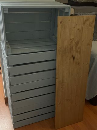 Cajas de madera Ikea + listón madera