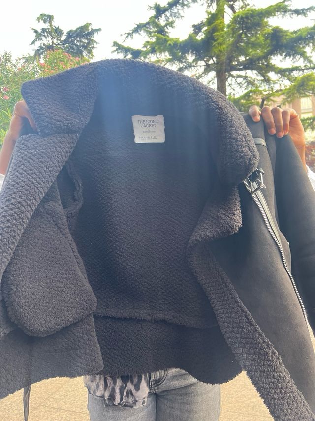 Abrigo doble faz Stradivarius negro