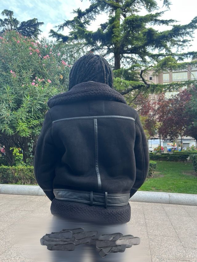 Abrigo doble faz Stradivarius negro