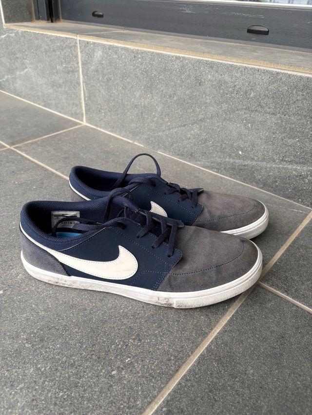 Zapatillas Nike Azul y Gris